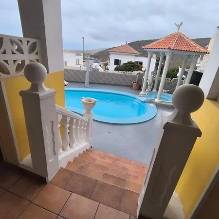 Villa Costa Adeje х Вилла *