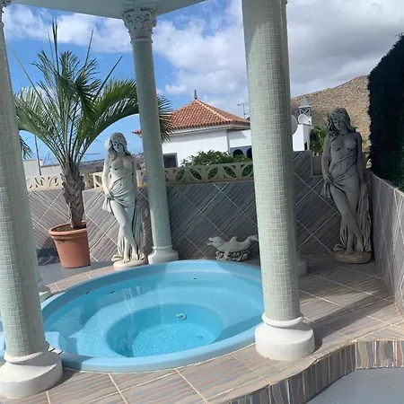 Villa Costa Adeje х Вилла